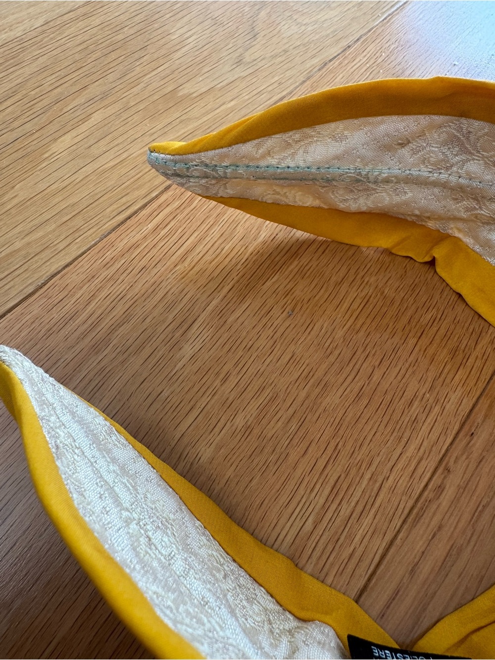 Namjosh Embellished Yellow Padded Headband - Picture 7 of 8
